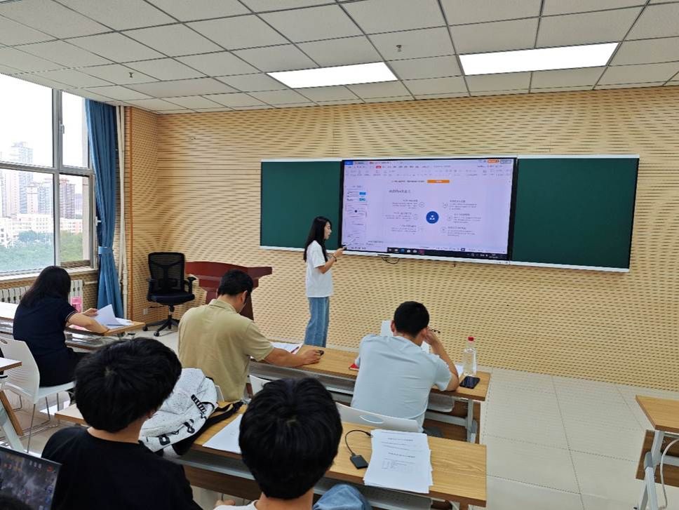 我院舉行2026屆校企合作專業(yè)畢業(yè)論文(設(shè)計)開題答辯